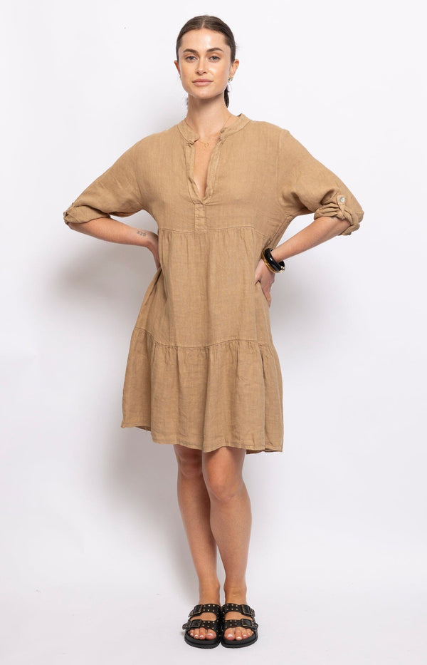 STYLISH SUMMER LINEN DRESS. FRENCH FASHION - VOLANGE PARIS